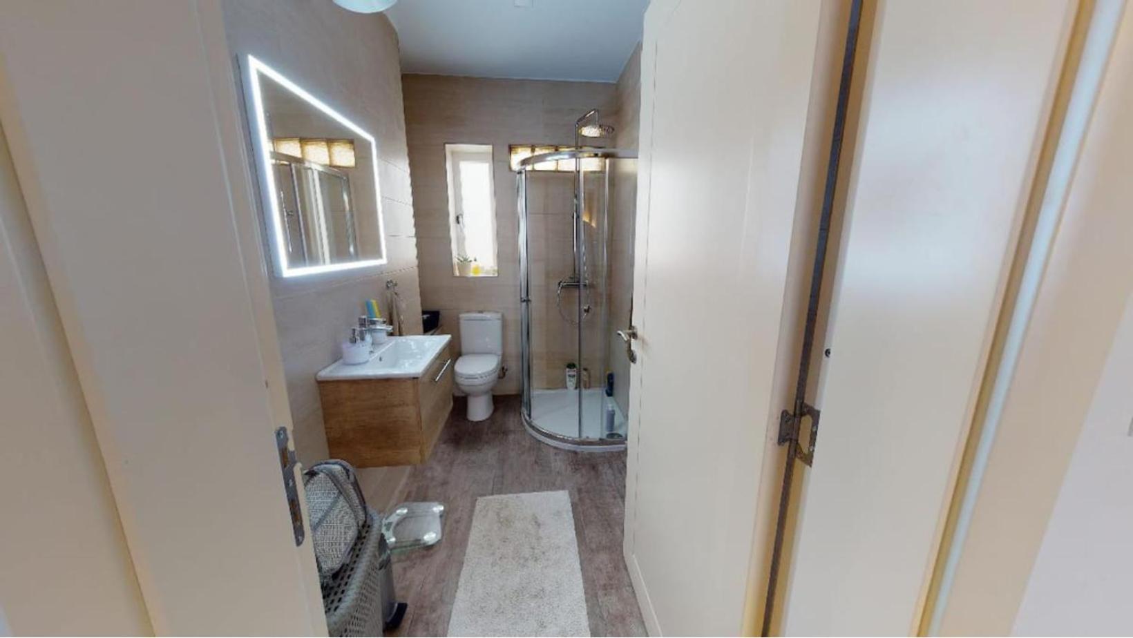 Double Bedroom In St Julians In Shared House Homestay Saint Julian's